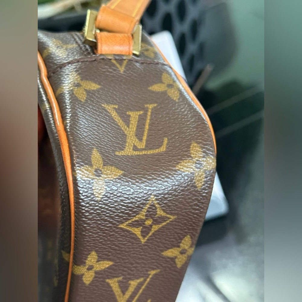 Sold❌LV Pochette Cite Monogram - Picture 10 of 14